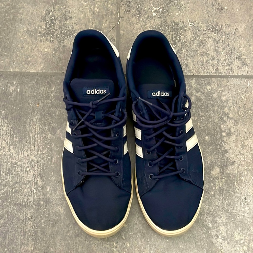 Adidas mens shoes size 13